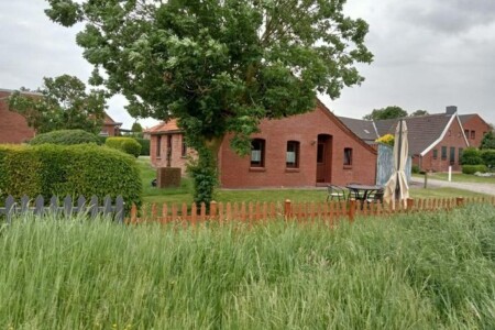 Foto 1 Ferienhaus Ostfriesland Krummhörn & Umgebung *Ferienhaus Landschaft (Objekt 101915) buchen