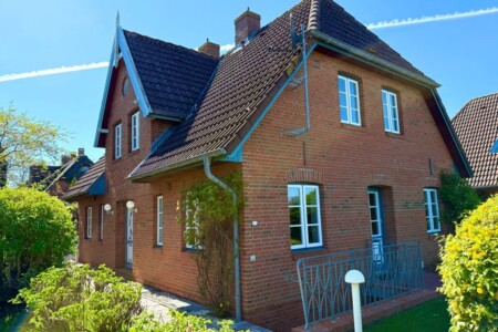 Foto 1 Ferienhaus Ostfriesland Föhr Neuer Weg 8a (Objekt 73612) buchen