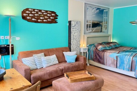 Foto 1 Ferienwohnung Ostfriesland Sylt 13-18, sehr Strandnah, im Herzen Westerlands, Westbalkon, 1 Zi. (Objekt 73717) buchen