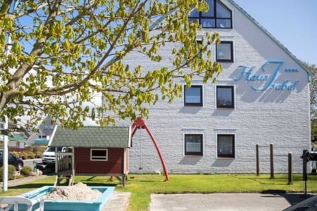 Foto 2 Ferienwohnung Ostfriesland Dithmarschen BUE - Haus Isabel (Objekt 76879) buchen