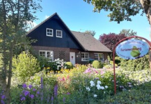 Ferienwohnung Gartentraum Friesland Varel Altjührden
