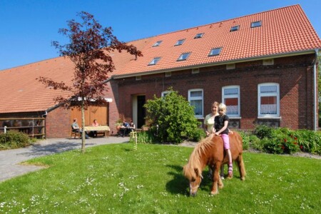 Foto 3 Ferienwohnung Ostfriesland Neuharlingersiel & Umgebung Bauernhof am Deich (Objekt 17468) buchen