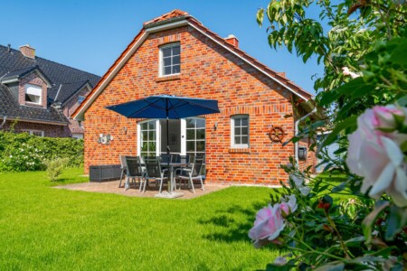 Foto 2 Ferienhaus Ostfriesland Krummhörn & Umgebung An den Zwillingsmühlen (Objekt 24983) buchen