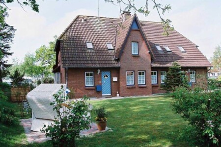 Foto 4 Ferienwohnung Ostfriesland Föhr Haus Strandglück, Ginsterweg 3a OG (Objekt 55177) buchen