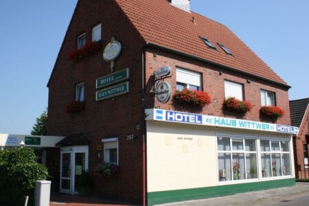 Foto 1 Ferienwohnung Ostfriesland Emden Hotel Haus Wittwer (Objekt 77739) buchen