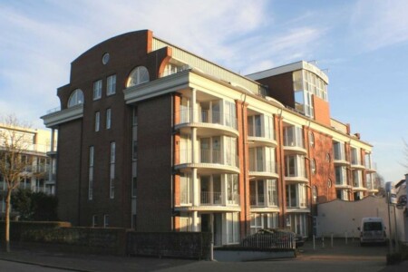 Foto 2 Ferienwohnung Ostfriesland Zwischen Elbe und Weser Residenz Hohe Worth (Objekt 49724) buchen