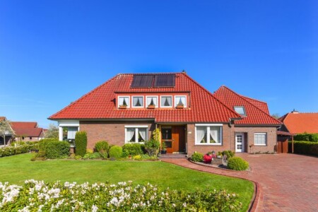 Foto 1 Ferienwohnung Ostfriesland Neuharlingersiel & Umgebung Haus Wiesen- und Waldblick in Esens (Objekt 5852) buchen