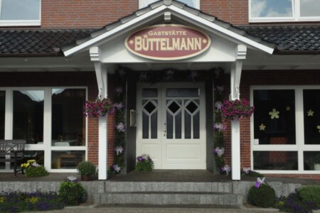 Foto 3 Ferienwohnung Ostfriesland Zwischen Elbe und Weser Gaststätte Büttelmann (Objekt 82273) buchen