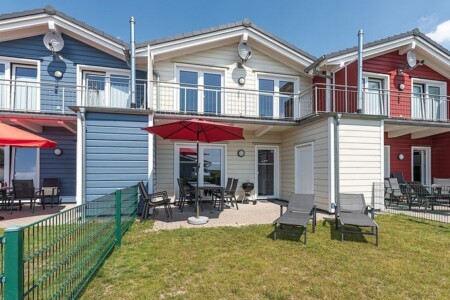 Foto 1 Ferienhaus Ostfriesland Nordfriesland Komfortables Nordseehaus mit Sauna & Kamin (Objekt 98750) buchen