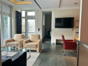 Lounge 04