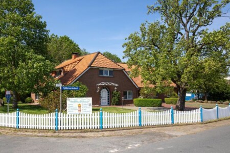 Foto 2 Ferienhaus Ostfriesland Butjadingen Deichhaus Küstenwind (Objekt 49827) buchen