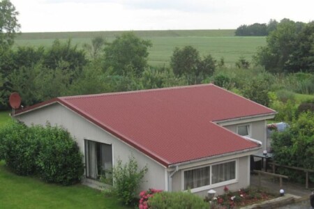 Foto 1 Ferienhaus Ostfriesland Zwischen Elbe und Weser Großes Ferienhaus in Müggendorf mit Garten (Objekt 87514) buchen