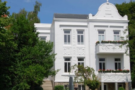 Foto 4 Ferienwohnung Ostfriesland Zwischen Elbe und Weser Haus Kapitäns Villa, Backkajüte (Objekt 89764) buchen