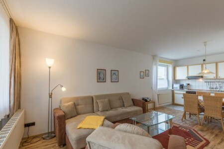 Foto 2 Ferienwohnung Ostfriesland Zwischen Elbe und Weser Residenz Meeresbrandung, Whg. 42 (Objekt 88567) buchen