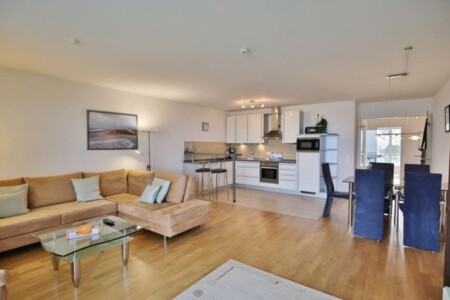 Foto 1 Ferienwohnung Ostfriesland Zwischen Elbe und Weser Residenz am Yachthafen, RY12 (Objekt 90750) buchen