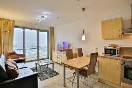 Foto 2 Ferienwohnung Ostfriesland Zwischen Elbe und Weser Residenz am Yachthafen, RY14 (Objekt 90751) buchen