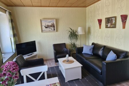 Foto 1 Ferienwohnung Ostfriesland Zwischen Elbe und Weser Haus Schildt, FeWo 2 (Objekt 88870) buchen