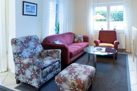 Foto 1 Ferienwohnung Ostfriesland Zwischen Elbe und Weser Lesmona, FeWo 3 (Objekt 90823) buchen