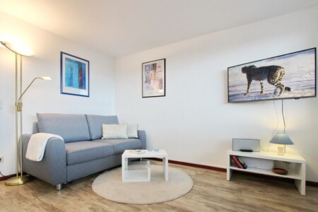 Foto 1 Ferienwohnung Ostfriesland Sylt App. 68, Haus Metropol, 3.Etage (Objekt 89031) buchen