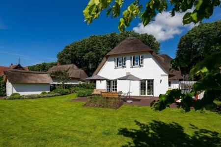 Foto 2 Ferienhaus Ostfriesland Föhr Landhaus unter den Linden (Objekt 89374) buchen