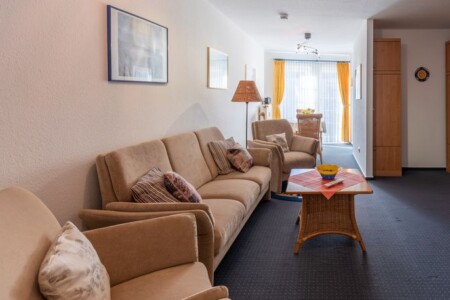 Foto 1 Ferienwohnung Ostfriesland Zwischen Elbe und Weser Haus Elbe 1, Whg. 11 (Objekt 90670) buchen