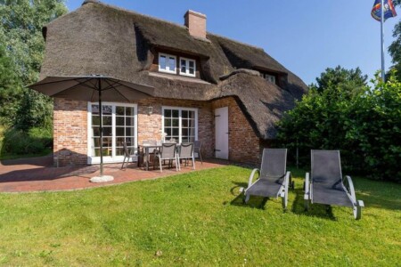 Foto 4 Ferienwohnung Ostfriesland Nordfriesland Reetdachhaus Strandkontor (Objekt 79464) buchen