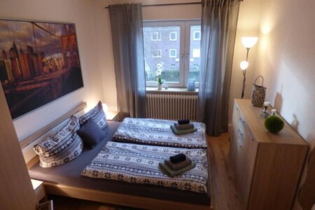 Foto 4 Ferienwohnung Ostfriesland Wilhelmshaven Große Ferienwohnung in Voslapp mit Garten (Objekt 92165) buchen