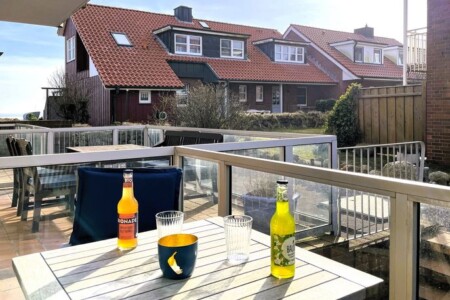Foto 1 Ferienwohnung Ostfriesland Amrum Huus Waterkant 03 (Objekt 92568) buchen