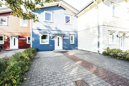 Foto 1 Ferienhaus Ostfriesland Nordfriesland Friesenperle 8 - Ferienhaus mit Sauna nahe der Nordsee (Objekt 98789) buchen