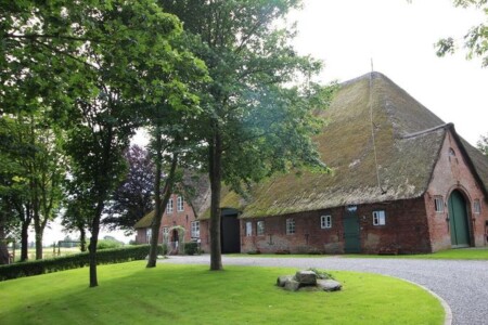 Foto 1 Ferienwohnung Ostfriesland Nordfriesland Haubarg Marienhof (Objekt 94066) buchen