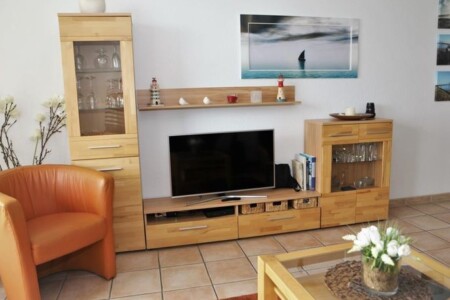 Foto 2 Ferienwohnung Ostfriesland Zwischen Elbe und Weser Haus Nordseeblick, App. 04 (Objekt 95357) buchen