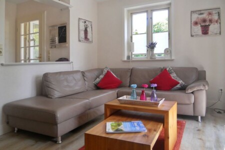 Foto 1 Ferienwohnung Ostfriesland Föhr Friesenperle  9, Feldstraße (Objekt 96149) buchen