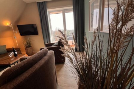 Foto 1 Ferienwohnung Ostfriesland Zwischen Elbe und Weser Ferienwohnung  NW 45 mit Süd Balkon (Objekt 99735) buchen