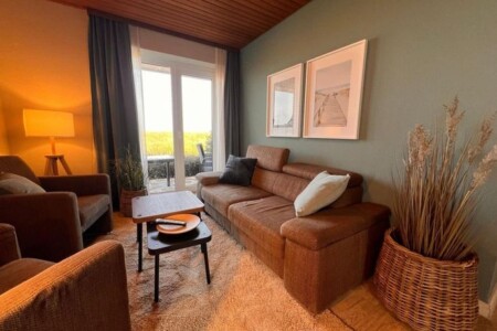 Foto 2 Ferienwohnung Ostfriesland Zwischen Elbe und Weser Ferienwohnung  NW 26 Terrasse mit Meerblick (Objekt 99782) buchen