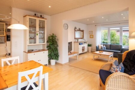 Foto 2 Ferienwohnung Ostfriesland Borkum Ferienwohnung Emsstr. 9 (Objekt 100141) buchen