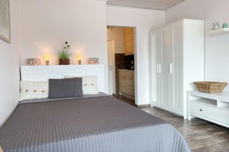 Foto 2 Ferienwohnung Ostfriesland Zwischen Elbe und Weser Frische Brise 06.05 (Objekt 91930) buchen