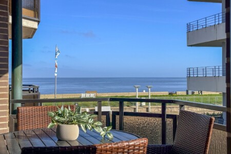 Foto 1 Ferienwohnung Ostfriesland Zwischen Elbe und Weser Residenz Meeresbrandung Ferienwohnung 16 (RM16) (Objekt 61710) buchen