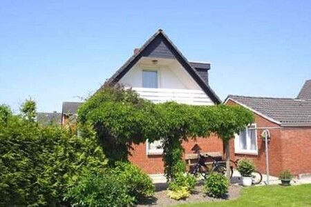 Foto 1 Ferienwohnung Ostfriesland Neuharlingersiel & Umgebung Ferienwohnungen im Haus Nordseebrise (Objekt 101544) buchen