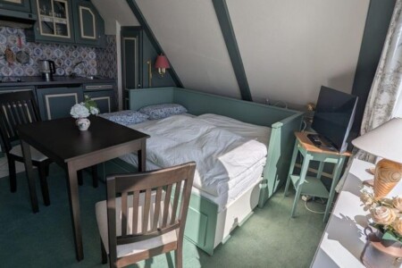 Foto 2 Ferienwohnung Ostfriesland Sylt Mini-Wohnung mit Dachschräge im friesischen Stil (Objekt 101619) buchen