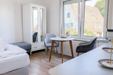 Foto 3 Ferienwohnung Ostfriesland Zwischen Elbe und Weser Lüttje Koje WHG 1 (Objekt 103113) buchen