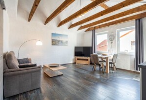 Nr. 6 Ewiges Meer mit Loggia