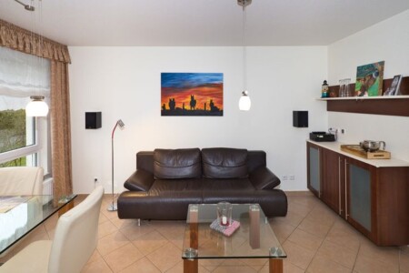 Foto 2 Ferienwohnung Ostfriesland Zwischen Elbe und Weser Duhner Dorfvilla, FeWo 1 (Objekt 103244) buchen