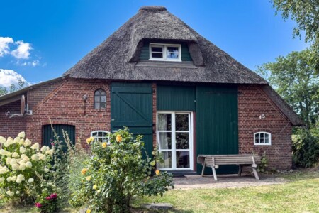 Foto 3 Ferienhaus Ostfriesland Nordfriesland Reetdachhaus Sünsbarg (Objekt 90448) buchen