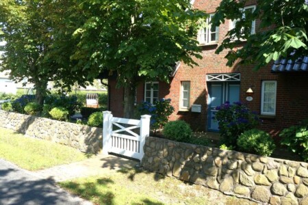 Foto 2 Ferienhaus Ostfriesland Föhr Hüs an den Salzwiesen (Objekt 72020) buchen