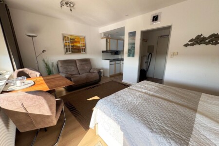 Foto 3 Ferienwohnung Ostfriesland Friesland Tief 10 mit beheiztem Pool - Möwe 408 (Objekt 26299) buchen