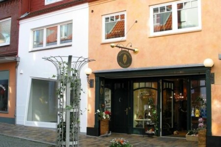 Foto 1 Ferienwohnung Ostfriesland Nordfriesland Ferienwohnung Altstadtflair (Objekt 94775) buchen